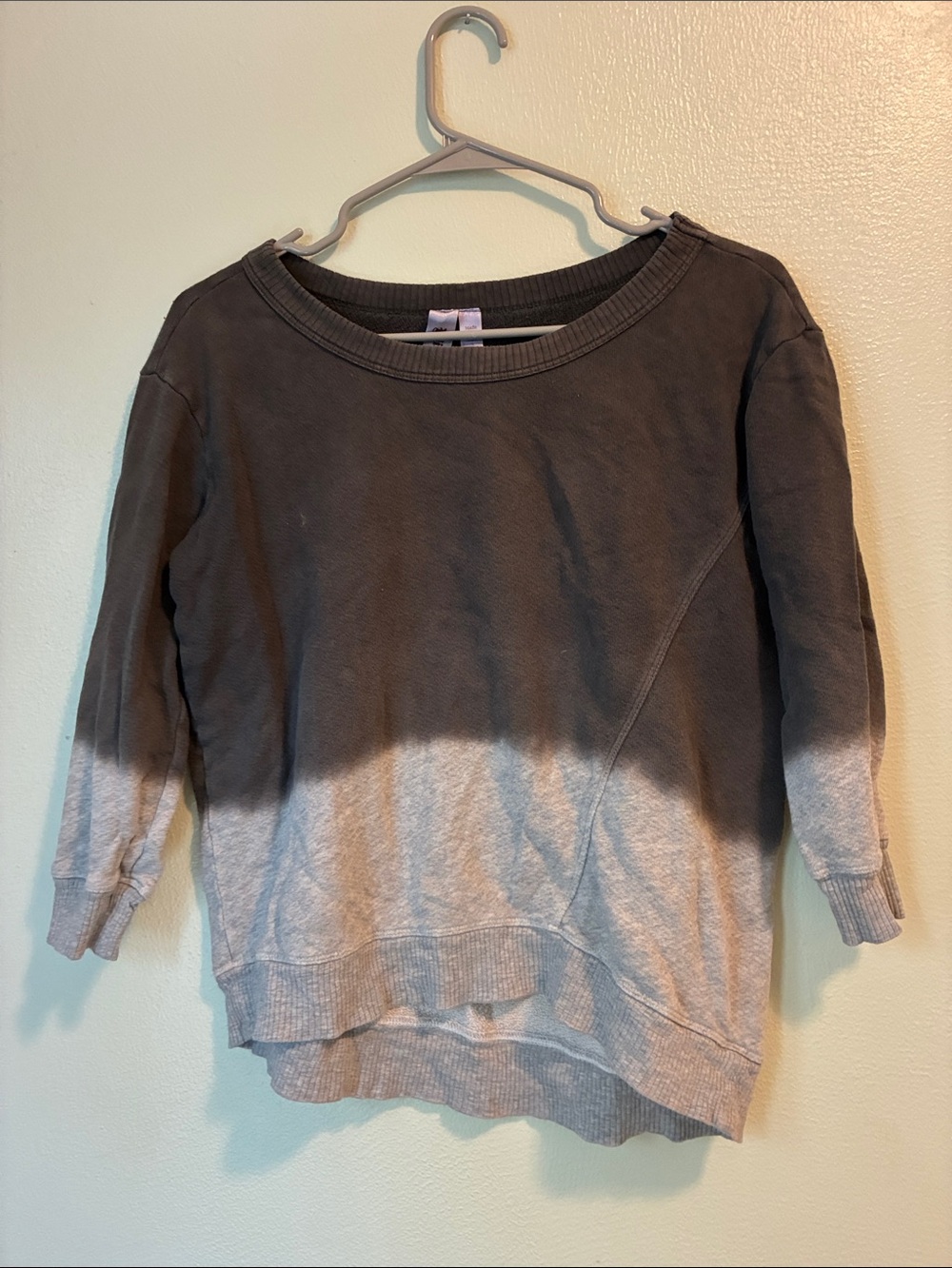 Wilt dip dye Gray Ombre Women's boatneck sweatshirt 3/4 sleeve